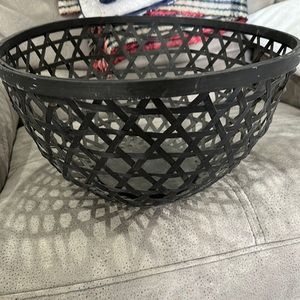 Magnolia decorative basket